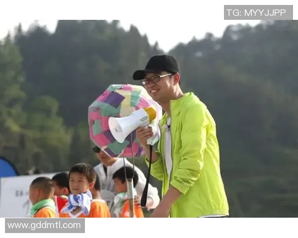 极限挑战与心灵探索：周芳的深度对话与运动人生之旅