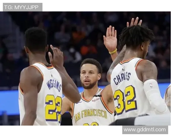 成都篮球队的奋斗历程与荣耀追寻：一段不屈不挠的篮球纪实之旅