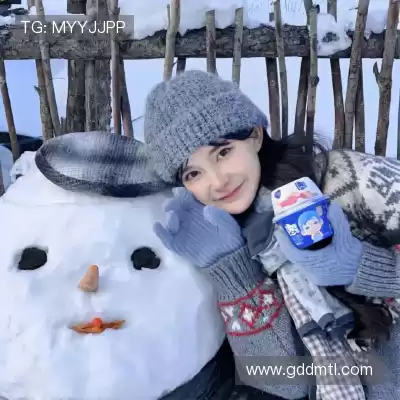 华菁俭